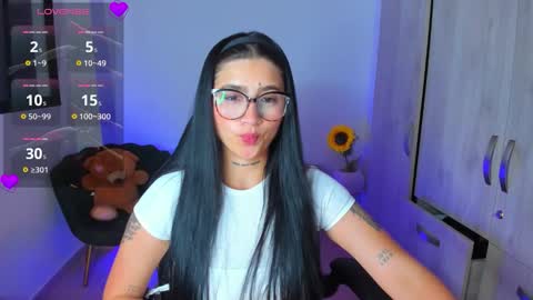 Luana online show from 03/25/26, 12:00