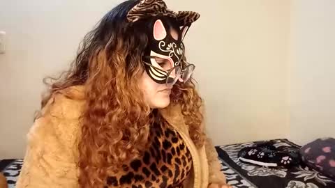 luanapowerful online show from 11/20/25, 01:39