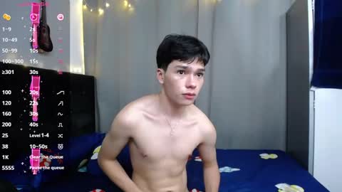 lUAN online show from 12/31/24, 02:36