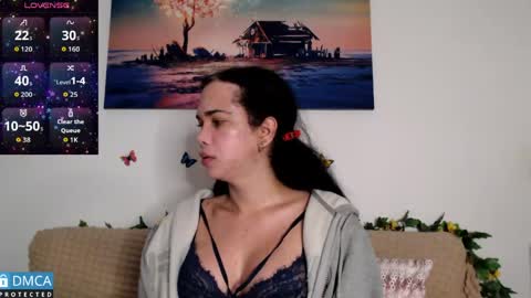 luara_ online show from 04/03/26, 06:44