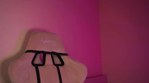 Luba online show from 09/23/25, 06:33