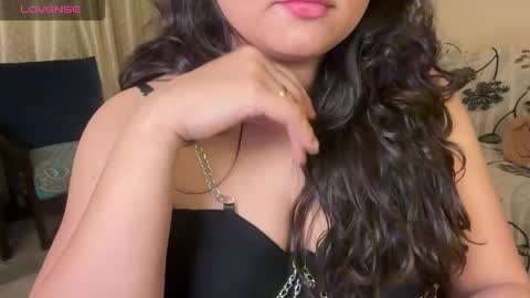 Snapshot of lubna_07 chatting on 12/15/25, 03:05 slow poison online show from 12/15/25, 03:05