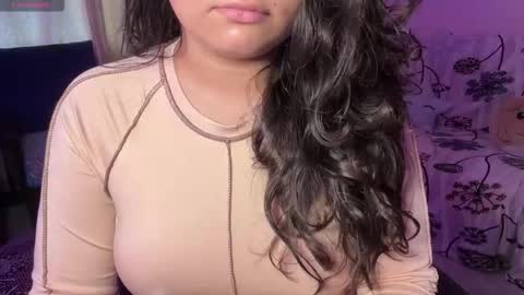 Snapshot of lubna_07 chatting on 12/17/25, 04:51 slow poison online show from 12/17/25, 04:51