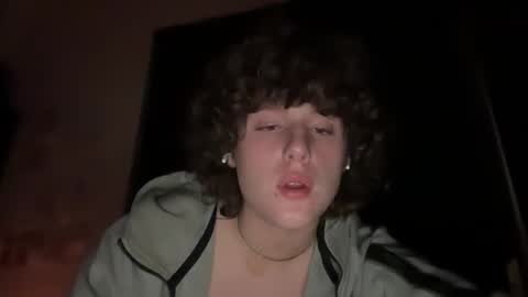 luca20y_ online show from 04/27/26, 03:04