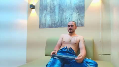 Luca online show from 03/12/26, 07:53