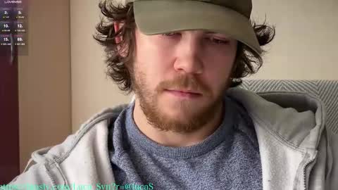 Snapshot of luca_syn chatting on 11/24/25, 10:48 Luca S online show from 11/24/25, 10:48