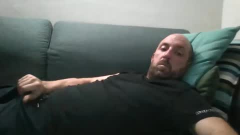 Snapshot of lucabeech88 chatting on 10/09/25, 08:18 Luca online show from 10/09/25, 08:18