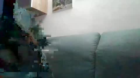 Snapshot of lucabeech88 chatting on 10/31/25, 07:26 Luca online show from 10/31/25, 07:26