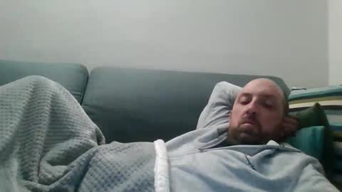 Snapshot of lucabeech88 chatting on 01/18/26, 07:39 Luca online show from 01/18/26, 07:39