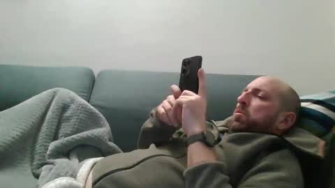 Snapshot of lucabeech88 chatting on 02/05/26, 09:08 Luca online show from 02/05/26, 09:08