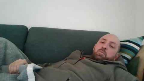 Snapshot of lucabeech88 chatting on 02/06/26, 09:45 Luca online show from 02/06/26, 09:45