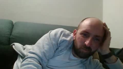 Snapshot of lucabeech88 chatting on 03/03/26, 07:31 Luca online show from 03/03/26, 07:31