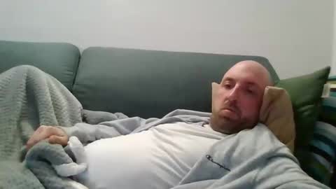 Snapshot of lucabeech88 chatting on 03/08/26, 08:12 Luca online show from 03/08/26, 08:12