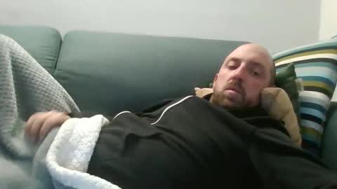 Snapshot of lucabeech88 chatting on 03/19/26, 08:35 Luca online show from 03/19/26, 08:35