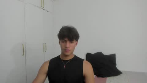 Snapshot of lucacosta19 chatting on 06/08/26, 04:29 lucacosta19 online show from 06/08/26, 04:29