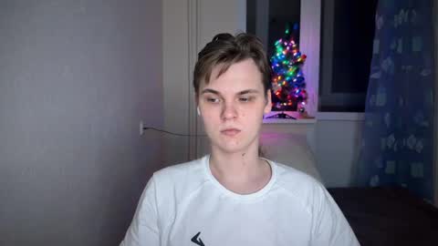 Snapshot of lucas_dany chatting on 12/20/24, 06:02 Lucas Gill online show from 12/20/24, 06:02