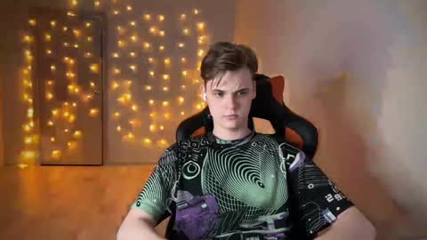 Snapshot of lucas_dany chatting on 01/16/25, 09:51 Lucas Gill online show from 01/16/25, 09:51