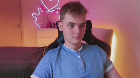 Snapshot of lucas_dany chatting on 09/11/25, 02:55 Lucas Gill online show from 09/11/25, 02:55