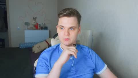 Snapshot of lucas_dany chatting on 11/29/25, 03:15 Lucas Gill online show from 11/29/25, 03:15