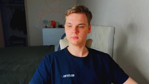 Snapshot of lucas_dany chatting on 01/18/26, 01:20 Lucas Gill online show from 01/18/26, 01:20