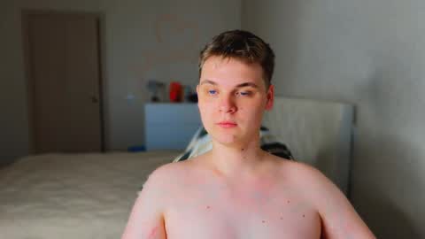 Snapshot of lucas_dany chatting on 02/20/26, 06:26 Lucas Gill online show from 02/20/26, 06:26