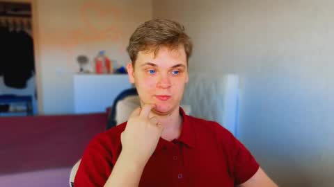 Snapshot of lucas_dany chatting on 03/13/26, 06:42 Lucas Gill online show from 03/13/26, 06:42