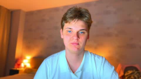 Snapshot of lucas_dany chatting on 04/15/26, 07:54 Lucas Gill online show from 04/15/26, 07:54