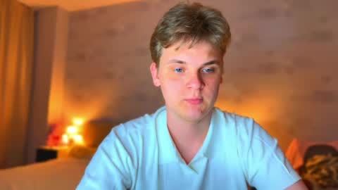 Snapshot of lucas_dany chatting on 04/15/26, 07:58 Lucas Gill online show from 04/15/26, 07:58
