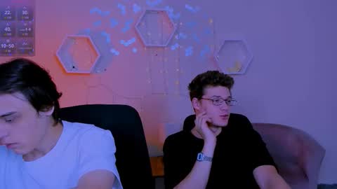 lucas_long_ online show from 11/08/25, 09:42