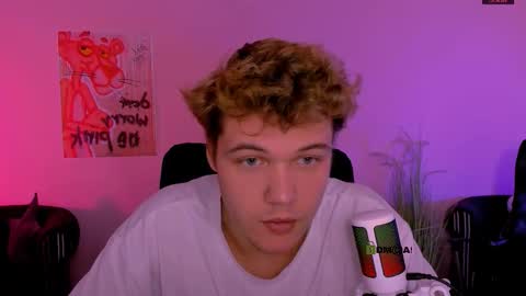 lucas_long_ online show from 12/17/25, 09:48