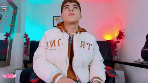 Lucas lovee online show from 04/26/26, 01:53