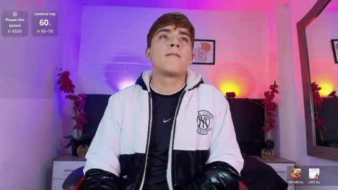 Lucas lovee online show from 05/17/26, 01:51