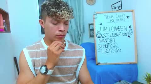 Lucas Luxx online show from 10/29/25, 04:53