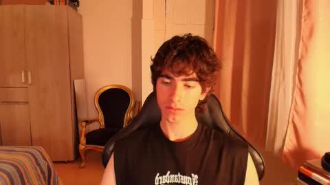 lucas_xo online show from 09/23/25, 03:20