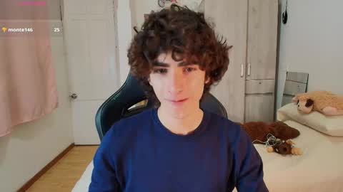 lucas_xo online show from 12/01/25, 11:21