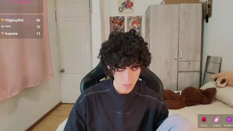 Snapshot of lucas_xo chatting on 04/28/26, 02:27 lucas_xo online show from 04/28/26, 02:27