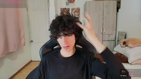 Snapshot of lucas_xo chatting on 05/23/26, 03:56 lucas_xo online show from 05/23/26, 03:56
