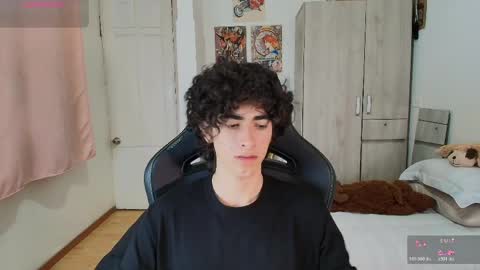 Snapshot of lucas_xo chatting on 05/24/26, 12:37 lucas_xo online show from 05/24/26, 12:37