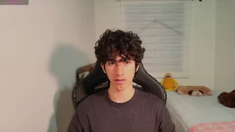 Snapshot of lucas_xo chatting on 06/17/26, 03:20 lucas_xo online show from 06/17/26, 03:20
