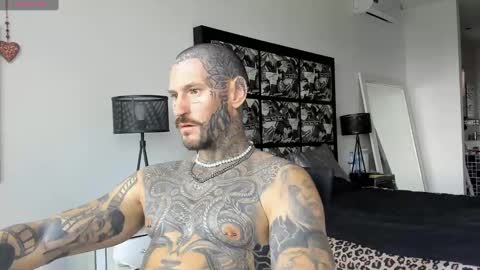 Snapshot of lucasexclusive chatting on 01/03/25, 03:16 lucasexclusive online show from 01/03/25, 03:16