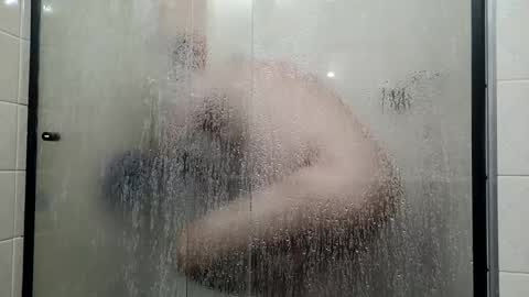 Snapshot of lucasgody chatting on 01/02/25, 11:06 lucas online show from 01/02/25, 11:06