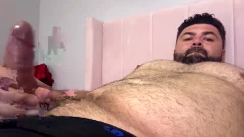 Snapshot of lucasmagana85 chatting on 04/05/26, 05:26 lucasmagana85 online show from 04/05/26, 05:26
