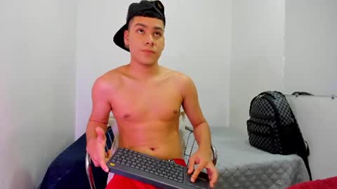 LUCAS TORREZ online show from 06/11/26, 11:25