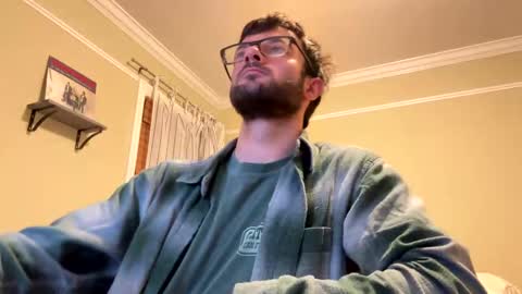 Snapshot of lucca_d123 chatting on 01/29/25, 02:51 lucca_d123 online show from 01/29/25, 02:51