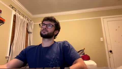 Snapshot of lucca_d123 chatting on 02/25/25, 03:42 lucca_d123 online show from 02/25/25, 03:42