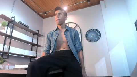 Snapshot of lucca_moreti chatting on 04/08/26, 03:39 Lucca Moreti online show from 04/08/26, 03:39
