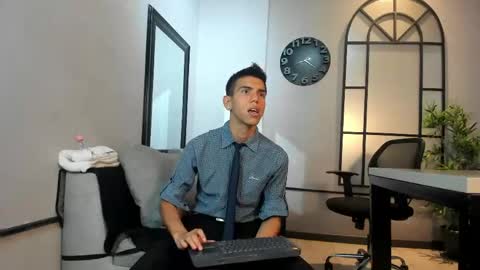 Snapshot of lucca_moreti chatting on 05/05/26, 03:36 Lucca Moreti online show from 05/05/26, 03:36