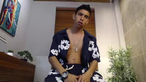 Snapshot of lucca_moreti chatting on 05/12/26, 03:36 Lucca Moreti online show from 05/12/26, 03:36