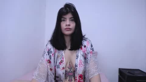 Snapshot of luccy21_ chatting on 01/19/26, 10:52 lucy online show from 01/19/26, 10:52