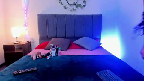Snapshot of lucerop_ chatting on 05/21/26, 03:24 Lucero online show from 05/21/26, 03:24